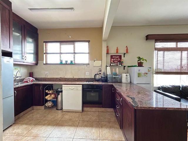 Apartment for sale in Seaview, Kwazulu-natal