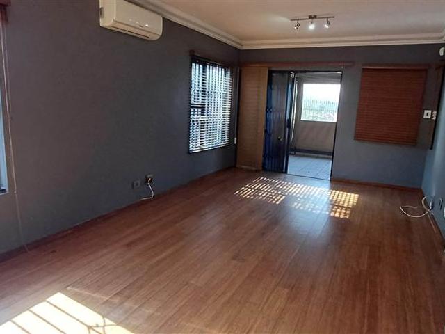 Apartment for sale in Seaview, Kwazulu-natal