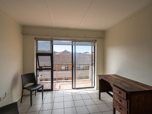 Apartment for sale in Grahamstown, Eastern Cape