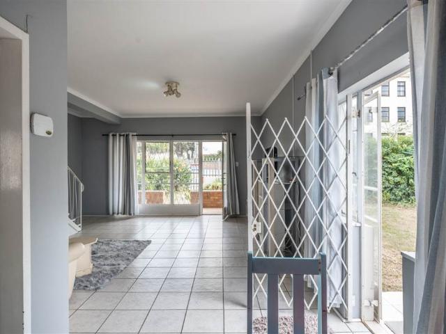 Apartment for sale in Grahamstown, Eastern Cape