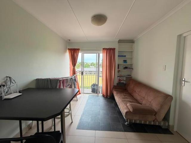 Apartment for rent in Makhanda, Makana Local Municipality