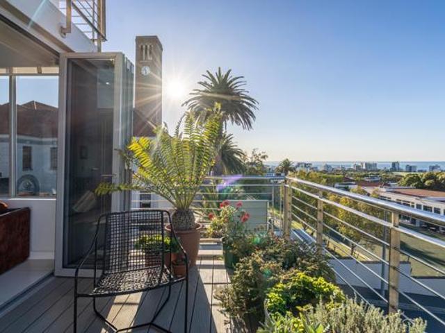 Apartment for sale in Cape Town, Western Cape