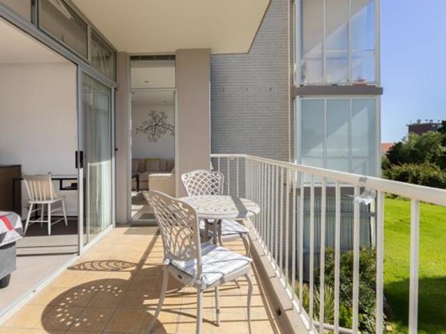 Apartment for sale in Cape Town, Western Cape