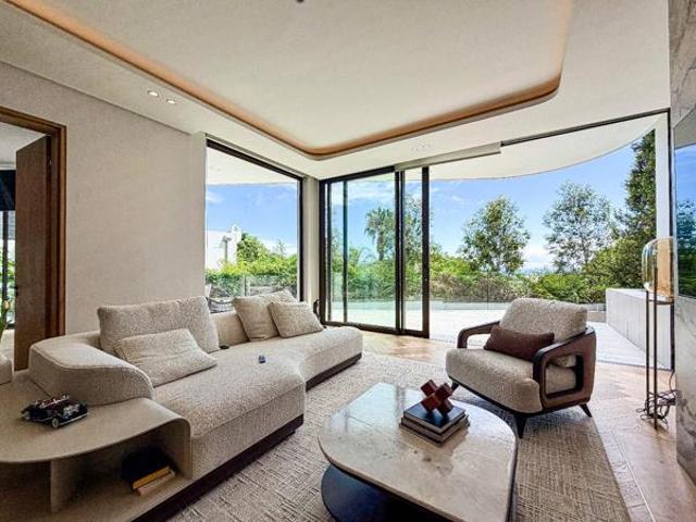 Apartment for sale in Cape Town, Western Cape