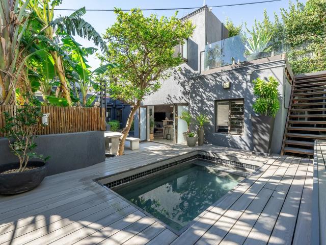Apartment for sale in Green Point, Cape Town