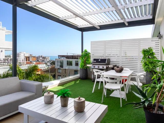 Apartment for sale in Green Point, Cape Town