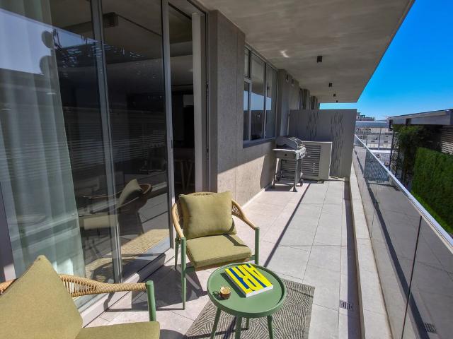 Apartment for sale in Green Point, Cape Town