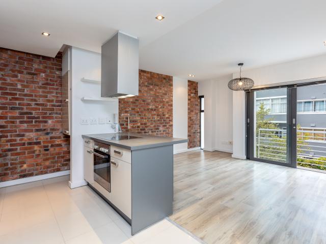 Apartment for rent in Green Point, Cape Town