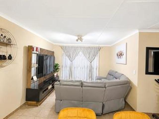 Apartment for sale in Westonaria, Gauteng