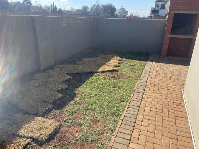 Apartment for sale in Dr Kenneth Kaunda, North West