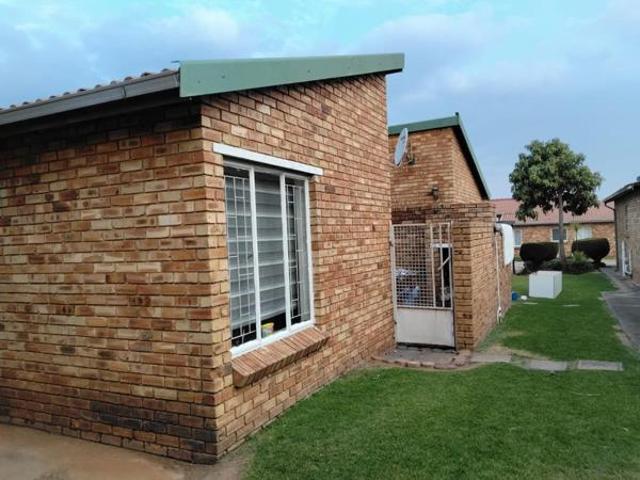 Apartment for sale in Westonaria, Gauteng