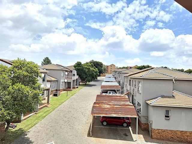 Apartment for rent in Nooitgedacht, Gauteng