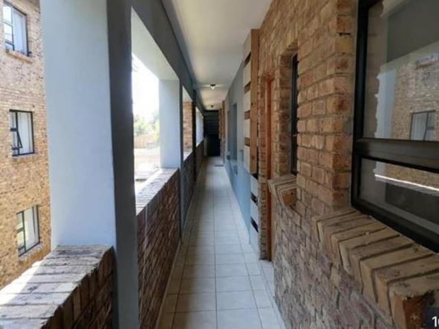 Apartment for rent in Nooitgedacht, Gauteng
