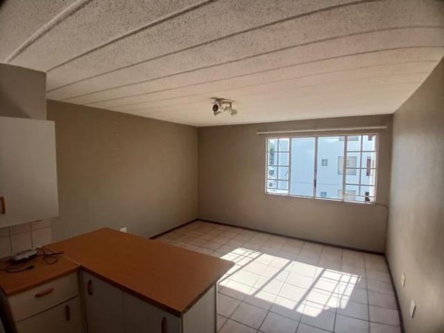 Apartment for rent in Waterkloof, Gauteng