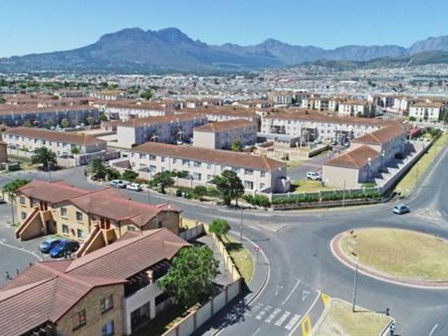 Apartment for sale in Cape Town, Western Cape