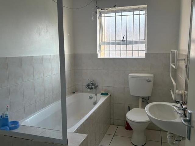 Apartment for sale in Cape Town, Western Cape