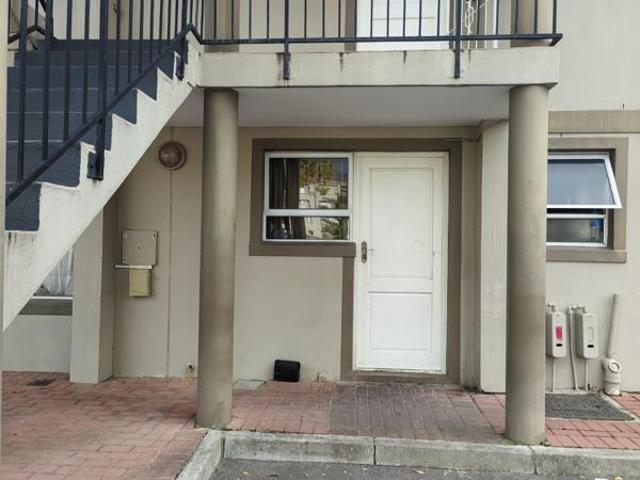 Apartment for sale in Cape Town, Western Cape