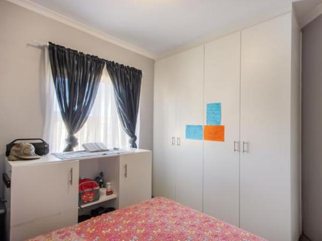 Apartment for sale in Cape Town, Western Cape