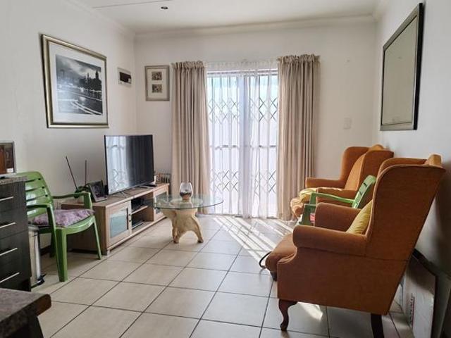 Apartment for sale in Cape Town, Western Cape