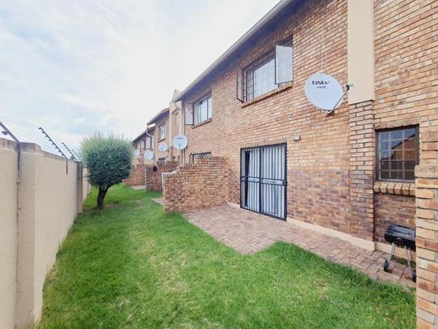 Apartment for rent in Vosloorus, Gauteng