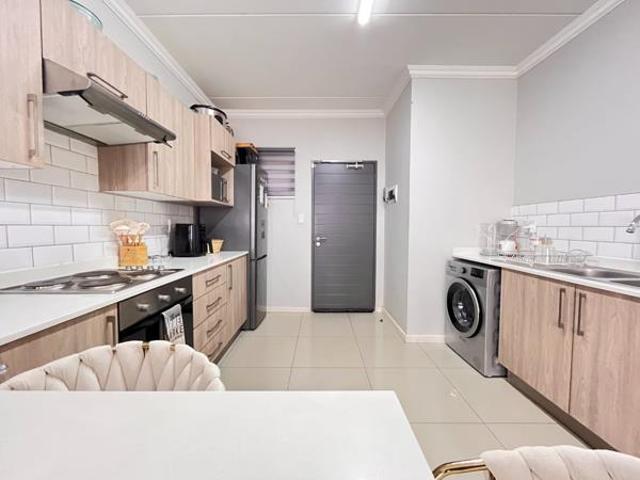 Apartment for sale in Vosloorus, Gauteng