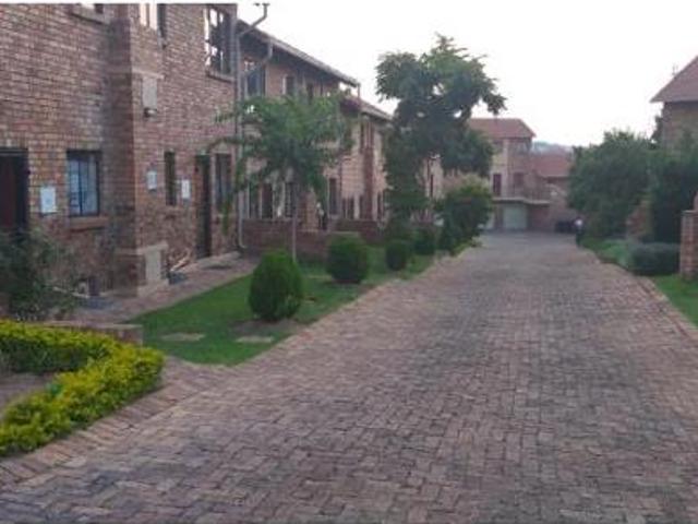 Apartment for sale in Vosloorus, Gauteng