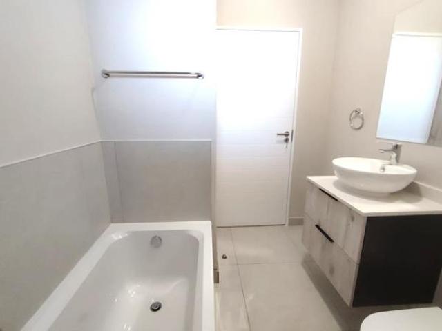 Apartment for sale in Vosloorus, Gauteng