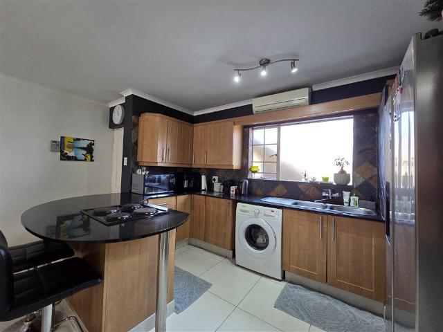 Apartment for sale in Vosloorus, Gauteng