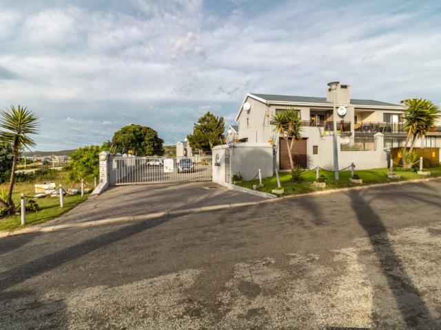 Apartment for sale in Groot Brak Rivier, Western Cape