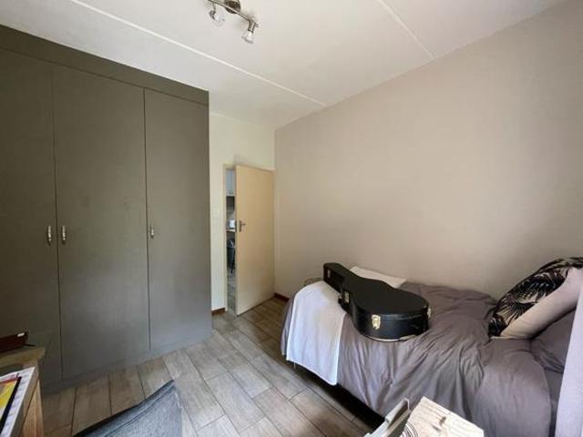Apartment for rent in Waterkloof, Gauteng
