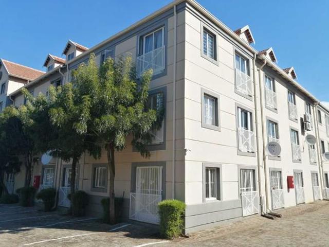 Apartment for rent in Waterkloof, Gauteng