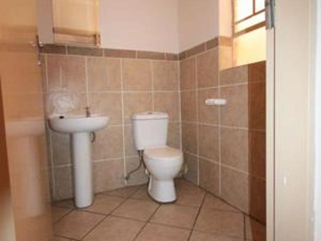 Apartment for rent in Waterkloof, Gauteng