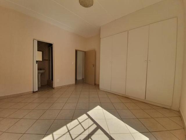 Apartment for rent in Waterkloof, Gauteng