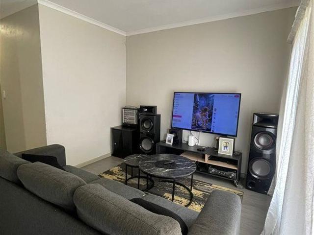 Apartment for rent in Akasia