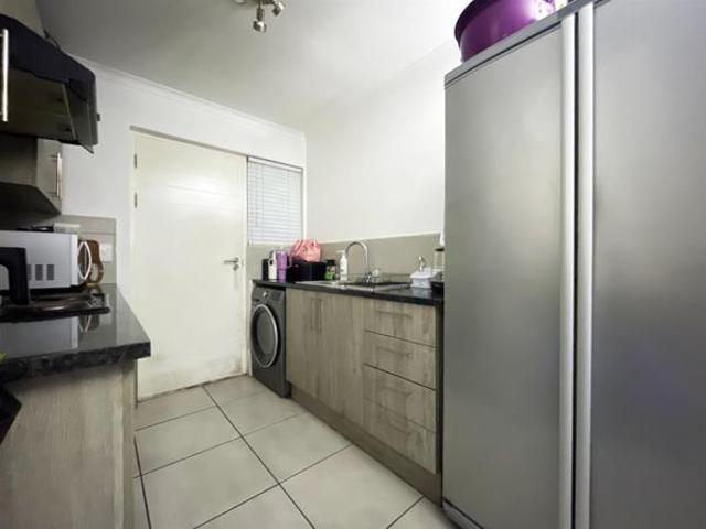 Apartment for sale in Cape Town, Western Cape