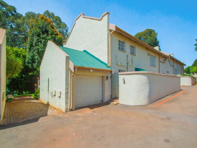 Apartment for sale in Nooitgedacht, Gauteng