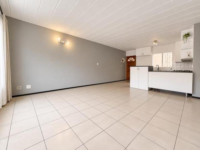 Apartment for sale in West Rand Garden estates, Westonaria Local Municipality