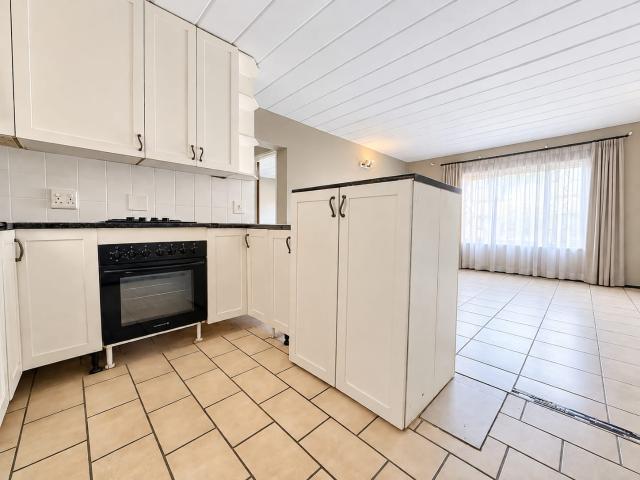 Apartment for sale in Nooitgedacht, Gauteng