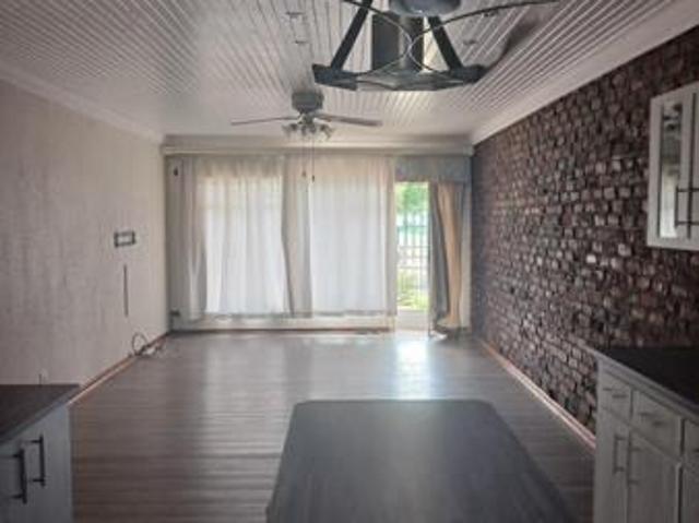 Apartment for sale in Lejweleputswa, Free State