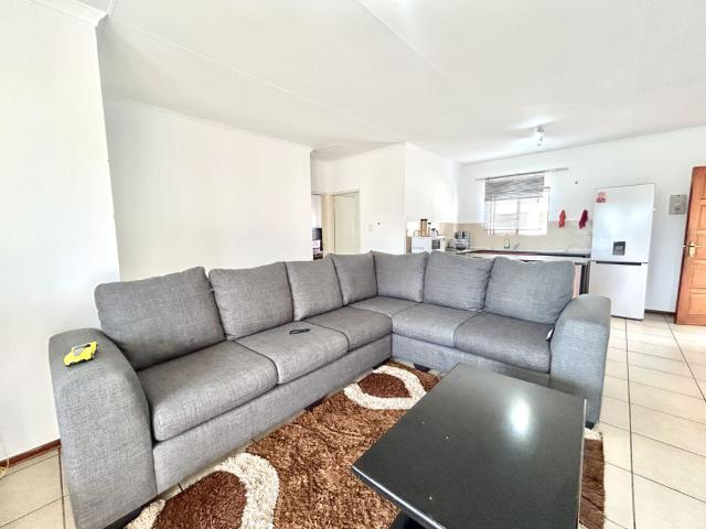 Apartment for sale in Akasia, Gauteng