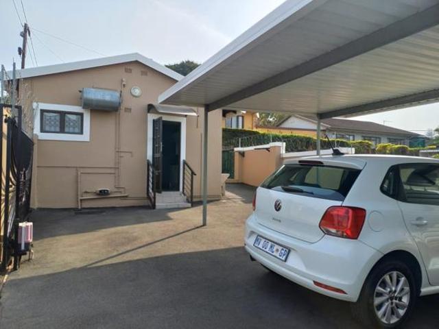 Apartment for rent in Seaview, Kwazulu-natal