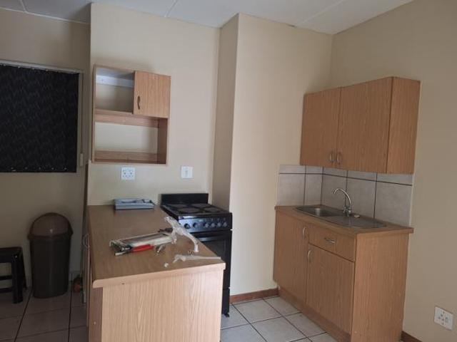 Apartment for rent in Waterkloof, Gauteng