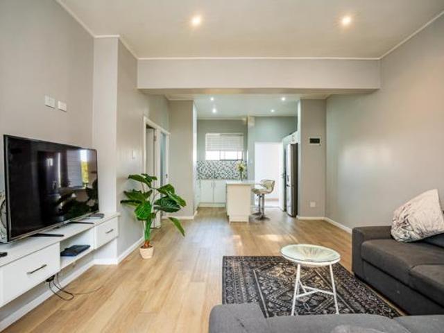 Apartment for rent in Seaview, Kwazulu-natal