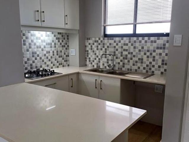 Apartment for rent in Seaview, Kwazulu-natal