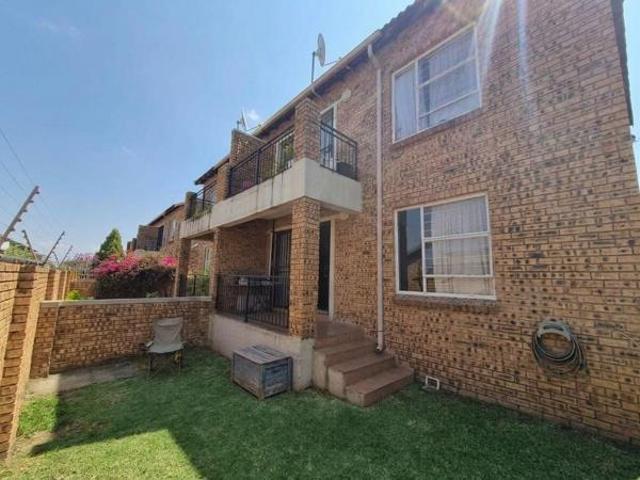 Apartment for sale in West Rand Garden estates, Westonaria Local Municipality