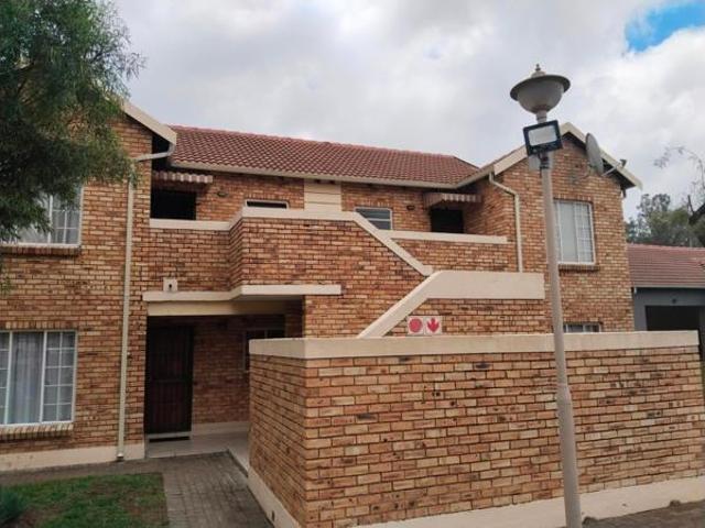 Apartment for rent in Nooitgedacht, Gauteng
