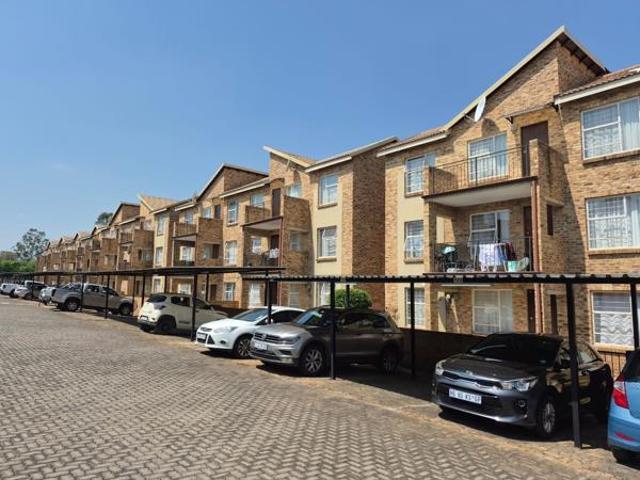 Apartment for sale in West Rand Garden estates, Westonaria Local Municipality