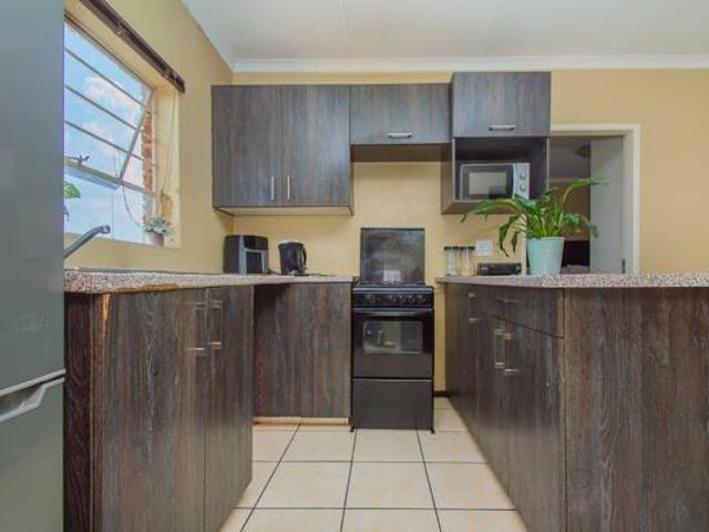 Apartment for sale in West Rand Garden estates, Westonaria Local Municipality