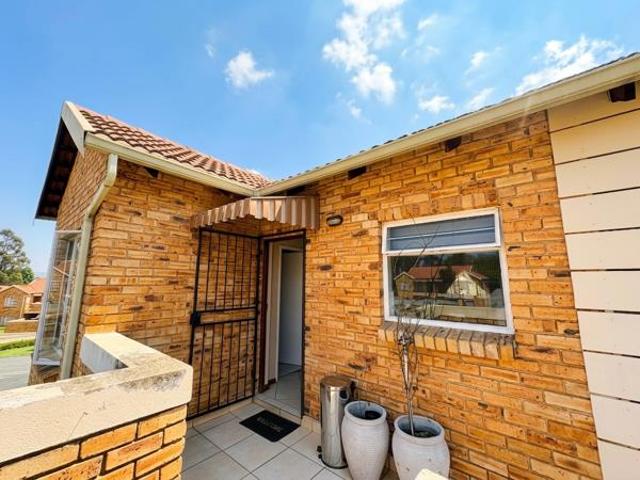 Apartment for sale in Westonaria, Gauteng