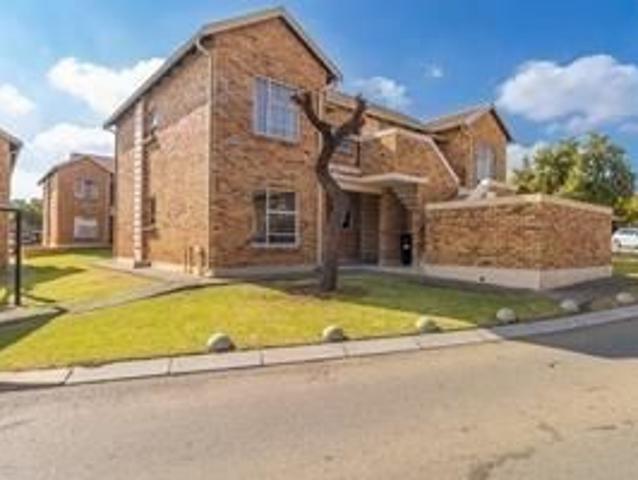 Apartment for rent in Nooitgedacht, Gauteng